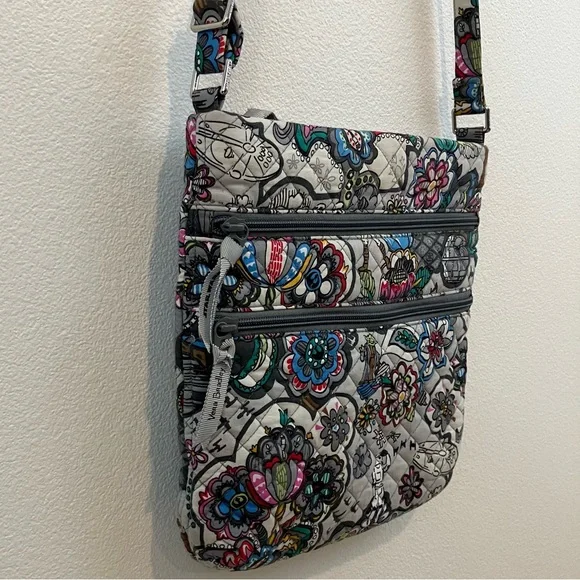 Vera Bradley | Gray Crossbody With Multi Color Star Wars & Floral Print - Picture 6 of 15